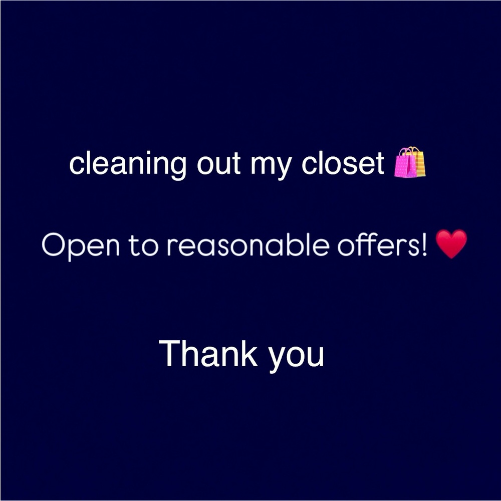 Cleaning out my closet! 🥰